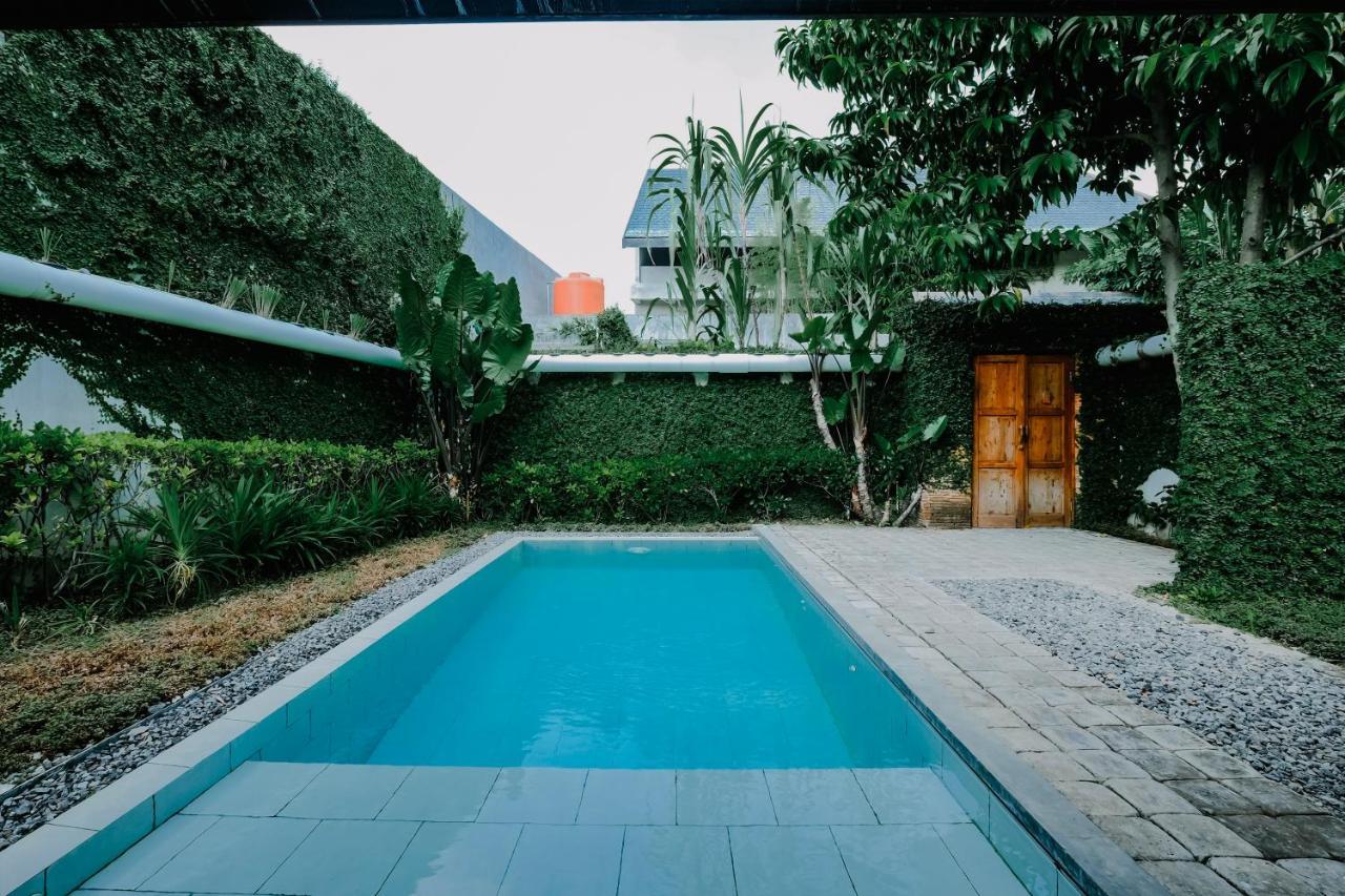 อายม ชวา วิลเลจ Villa Surakarta  ภายนอก รูปภาพ