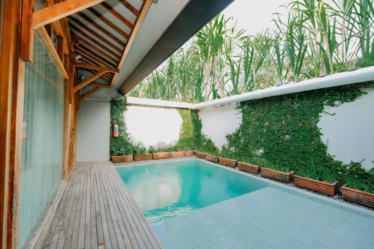 อายม ชวา วิลเลจ Villa Surakarta  ภายนอก รูปภาพ
