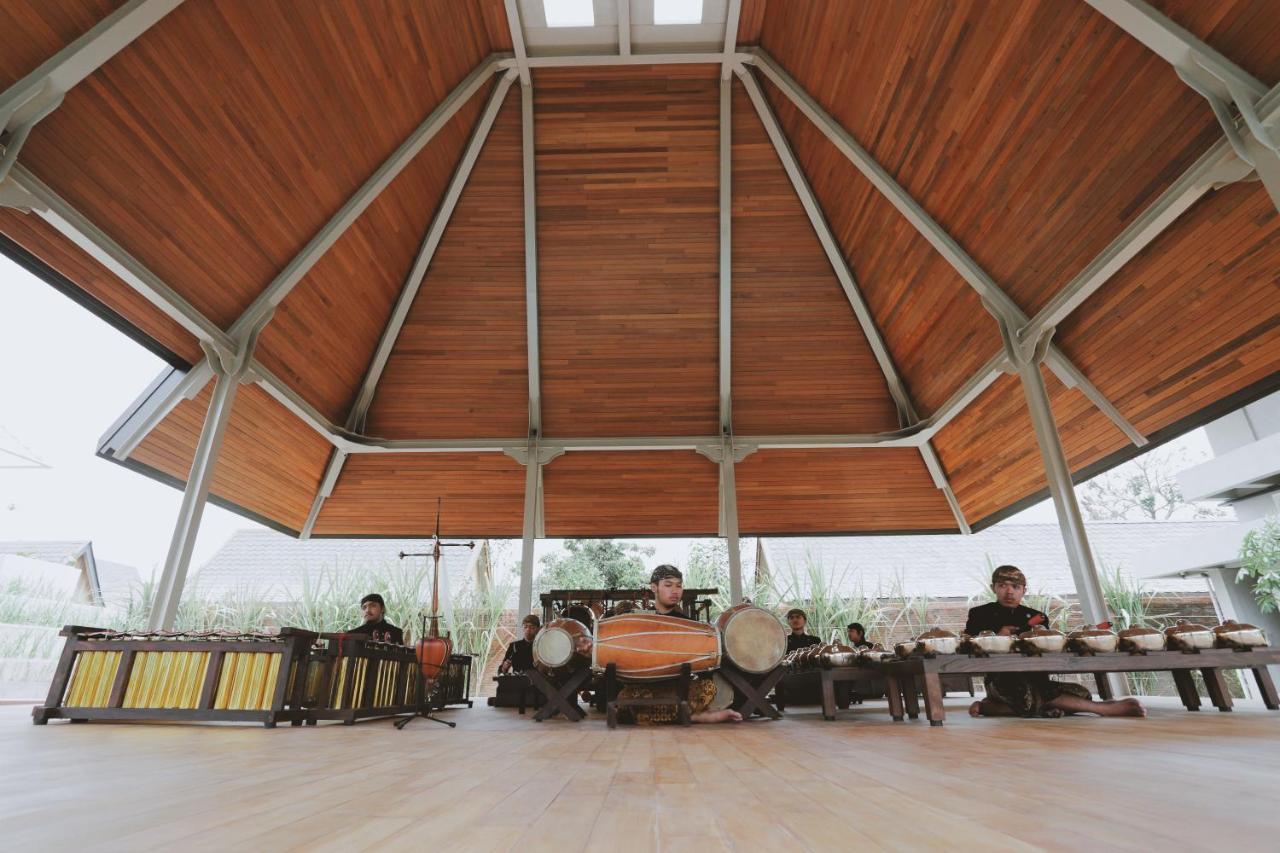 อายม ชวา วิลเลจ Villa Surakarta  ภายนอก รูปภาพ